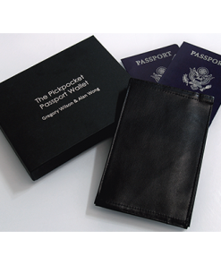 Pickpocket Passport (Gimmick and Online instructions) by Alan Wong & Gregory Wilson - Trick