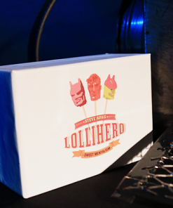 Lolli Hero Ironman and Wonder Woman (Gimmicks and Online Instructions) by Steve Rowe - Trick