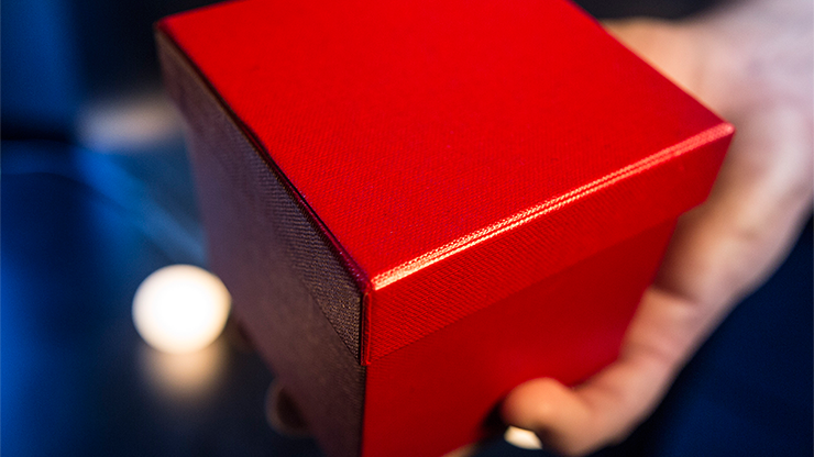 The Gift Red Limited Edition (Gimmick and Online Instructions) by Angelo Carbone - Trick The Gift Red Limited Edition (Gimmick and Online Instructions) by Angelo Carbone - Trick