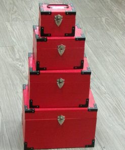 Watch from Nest of Boxes (SM-76) - Tricks Co.                   ESTATE