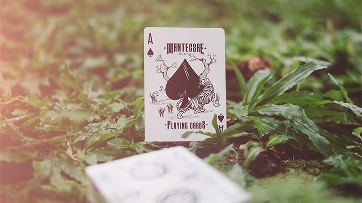 Mantecore Blanc Playing Cards by Edo Huang and Cardvo 
