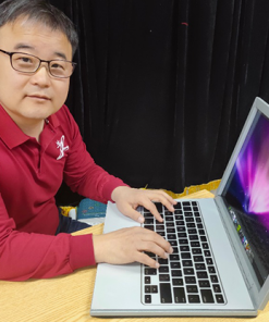 LAPTOP PRODUCTION by JL Magic - Trick