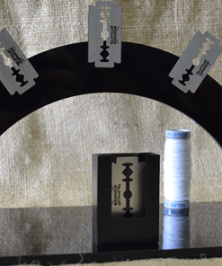 Razor Switch Device (RSD) by Amazo Magic - Trick