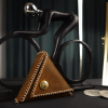 SWITCHING TRIPURSE by JL Magic - Trick