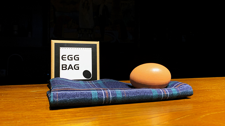 EGG BAG BLUE PLAID by Bacon Magic - Trick EGG BAG BLUE PLAID by Bacon Magic - Trick
