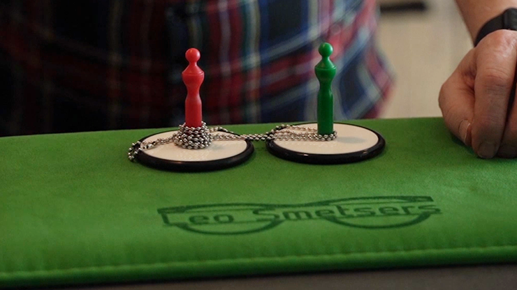Double Down (Gimmicks and Online Instructions) by Leo Smetsers - Trick Double Down (Gimmicks and Online Instructions) by Leo Smetsers - Trick
