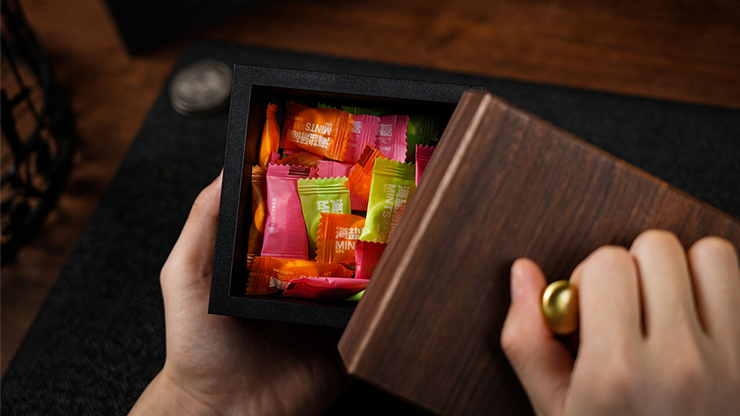 Moon Box by TCC & Conan Liu & Royce Luo- Trick Moon Box by TCC & Conan Liu & Royce Luo- Trick