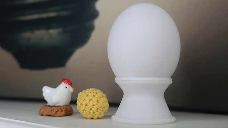 Chop Egg by Jeki Yoo (Gimmicks and Online Instructions) - Trick Chop Egg by Jeki Yoo (Gimmicks and Online Instructions) - Trick