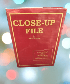 Close-up File (book) - Jerry Mentzer           ESTATE