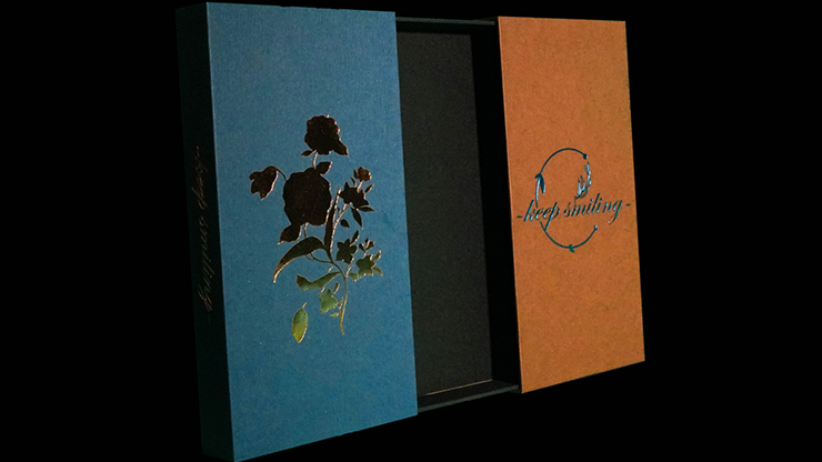 Keep Smiling Playing Cards Collector's Set Keep Smiling Playing Cards Collector's Set