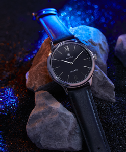 IARVEL WATCH (Silver Watchcase Black Dial) by Iarvel Magic and Bluether Magic