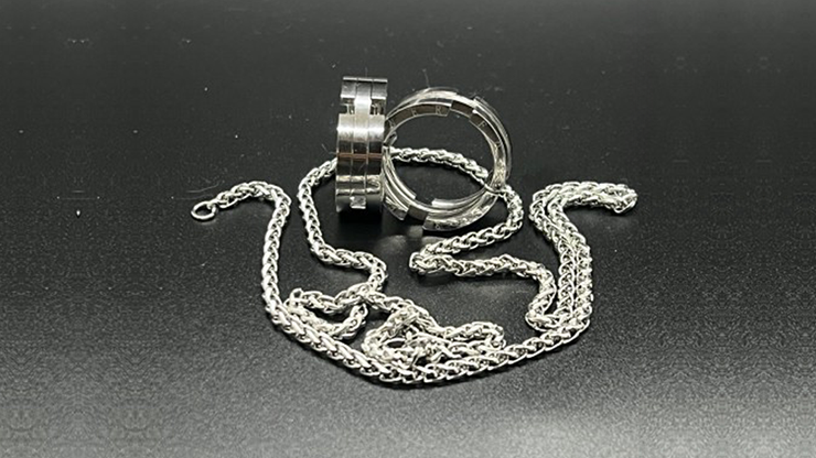 Instant Ring (silver, Size 10) by Viktor Voitko Instant Ring (silver, Size 10) by Viktor Voitko