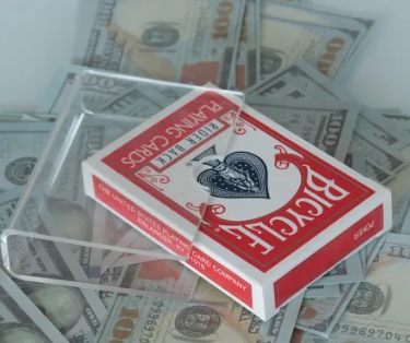 Card Box to Cash (red) Card Box to Cash (red)